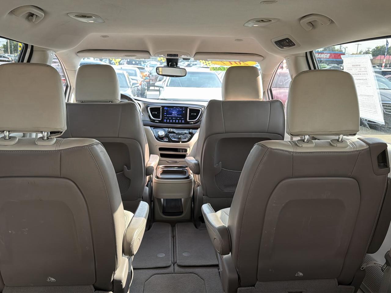 Chrysler Pacifica Touring-L FWD 2017