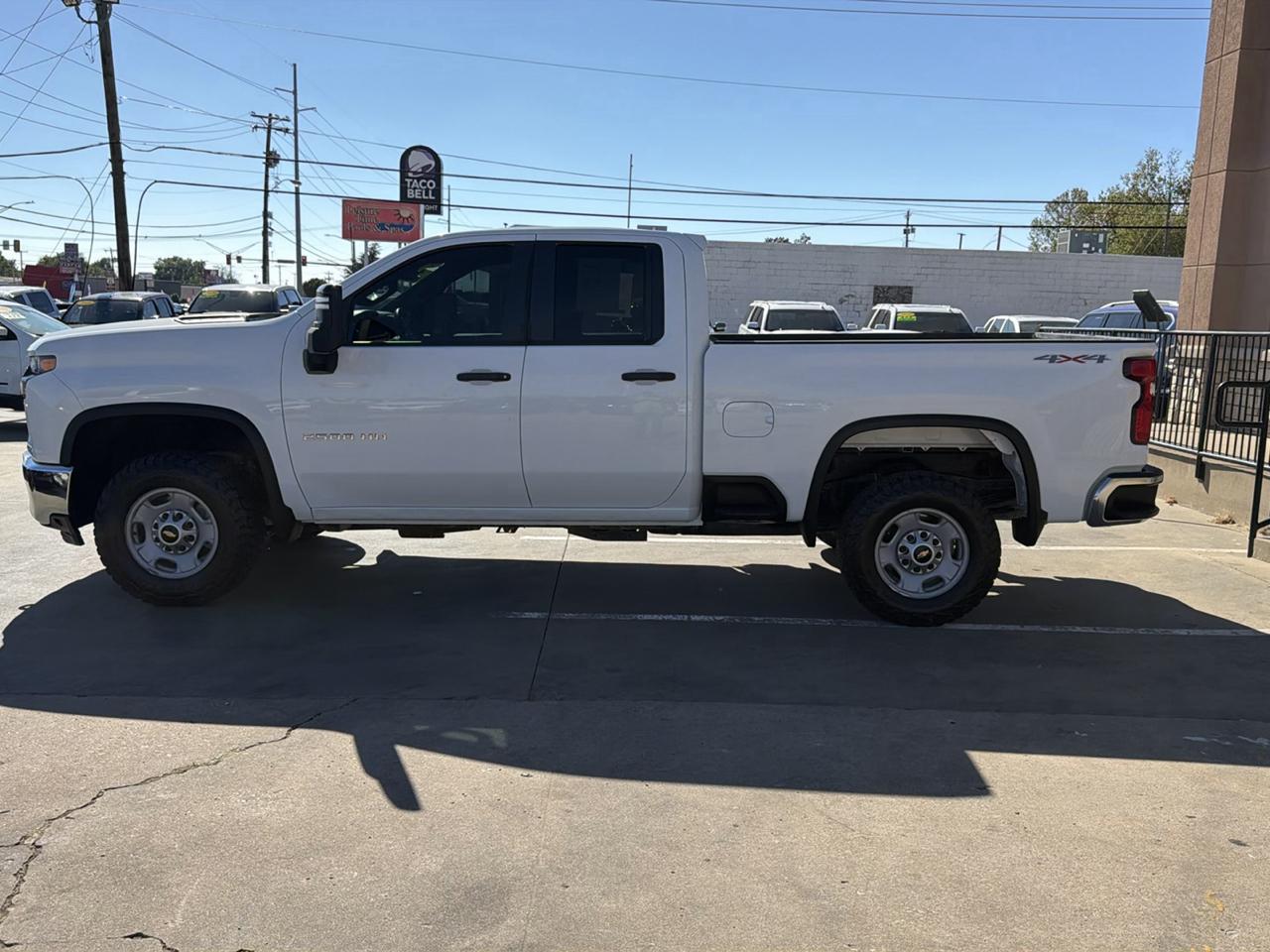 Chevrolet Silverado 2500HD 4WD Ext Cab 143.5" Work Truck 2021