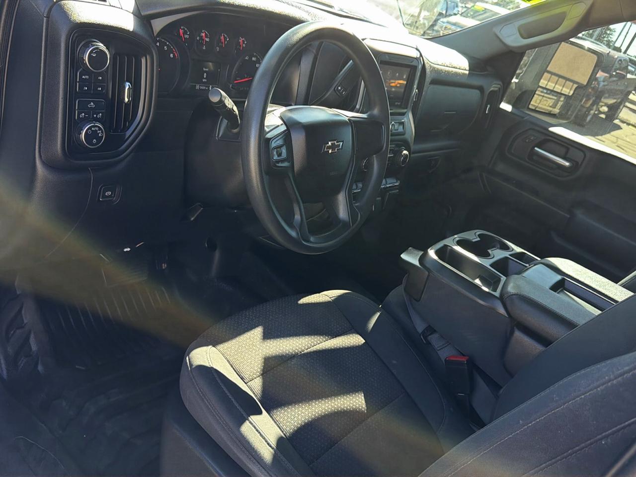Chevrolet Silverado 2500HD 4WD Ext Cab 143.5" Work Truck 2021