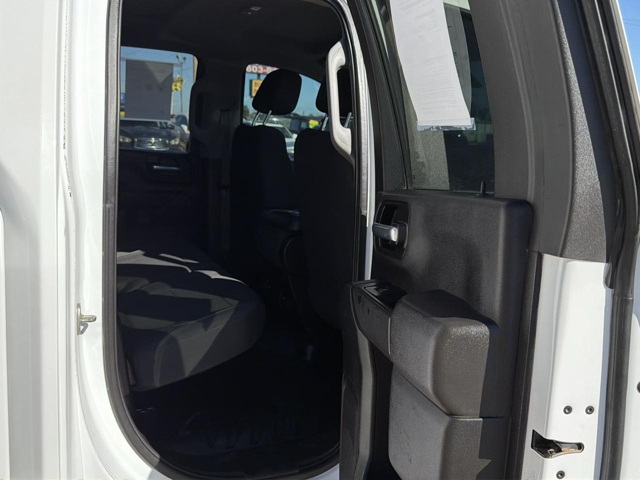 Chevrolet Silverado 2500HD 4WD Ext Cab 143.5" Work Truck 2021