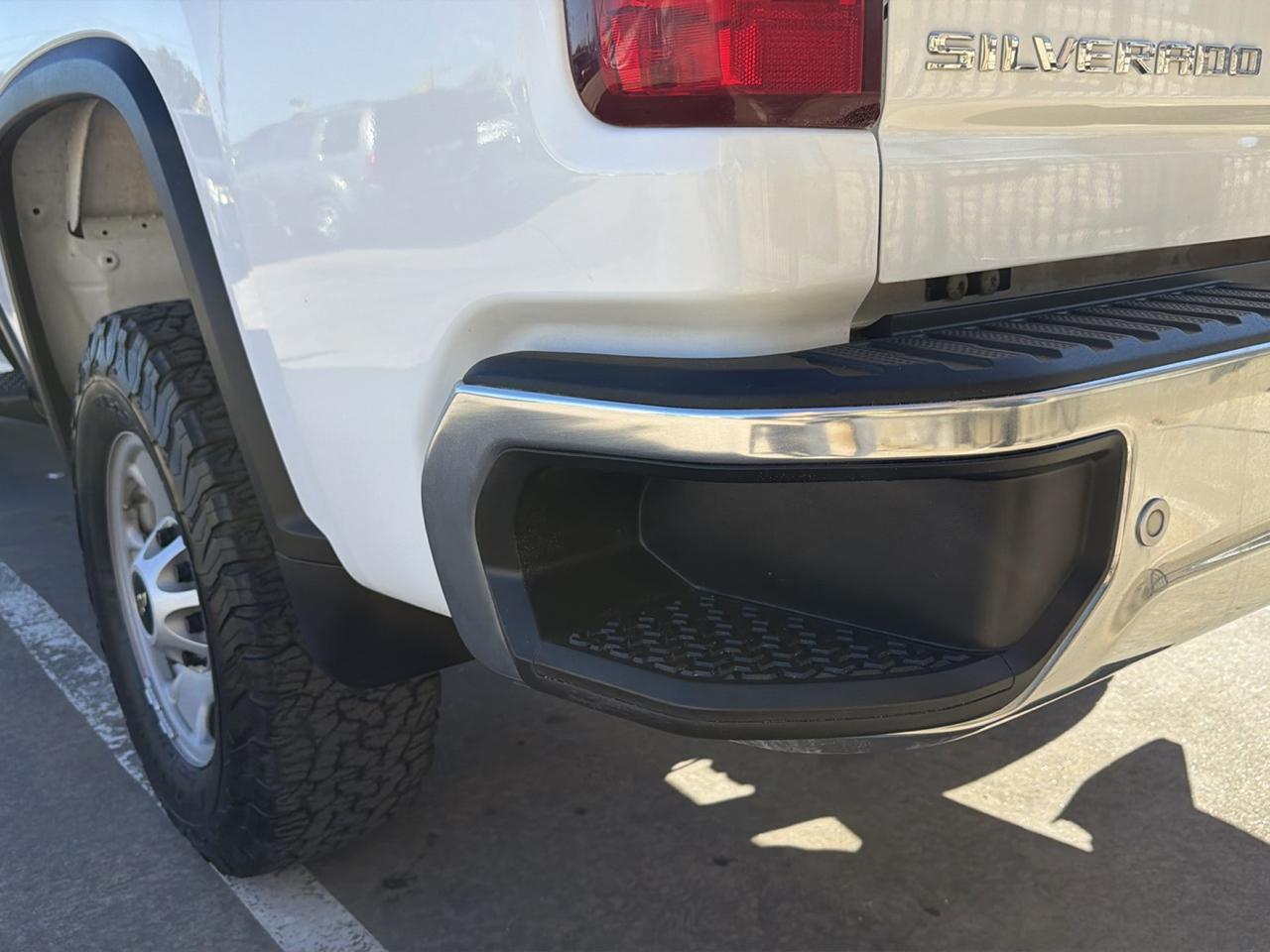 Chevrolet Silverado 2500HD 4WD Ext Cab 143.5" Work Truck 2021