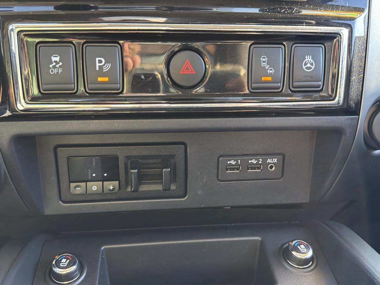 Nissan Titan 4x4 Crew Cab Platinum Reserve 2019