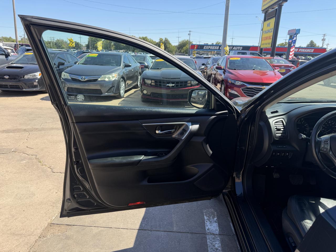 Nissan Altima 4dr Sdn I4 2.5 SL 2015