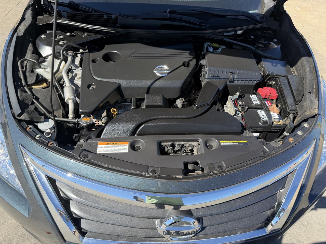 Nissan Altima 4dr Sdn I4 2.5 SL 2015