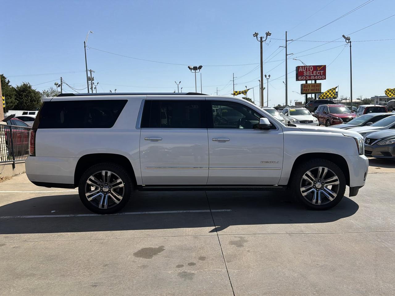 GMC Yukon XL Denali AWD 4dr 1500 2019