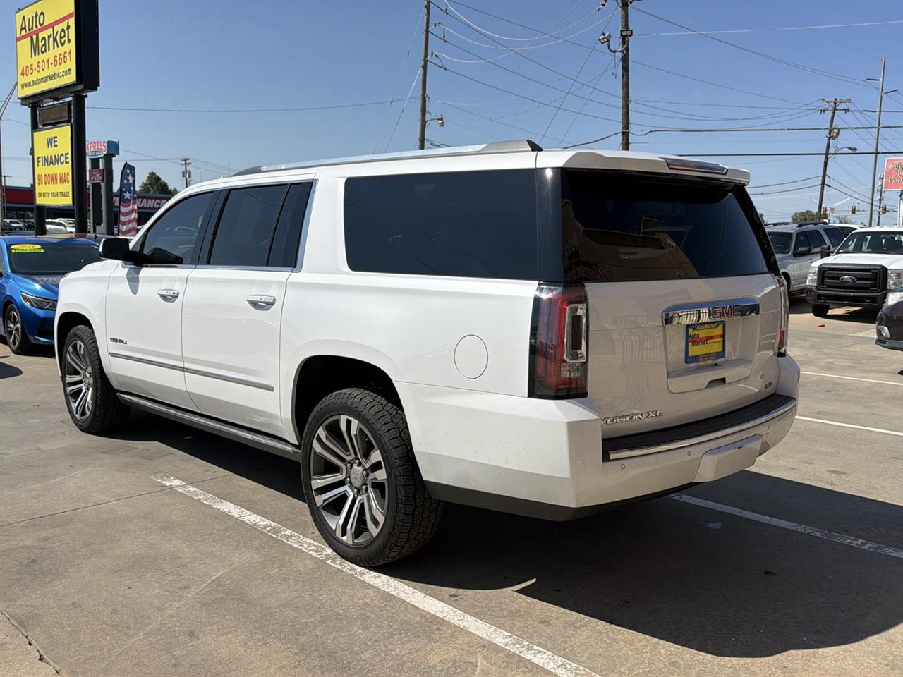 GMC Yukon XL Denali AWD 4dr 1500 2019