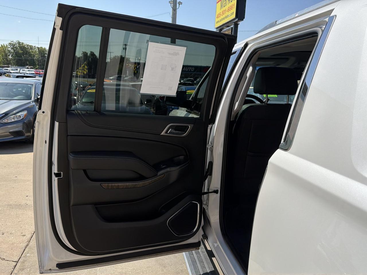 GMC Yukon XL Denali AWD 4dr 1500 2019