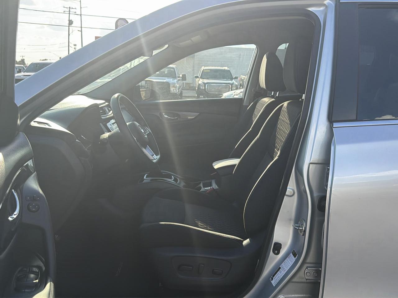 Nissan Rogue AWD SV 2020