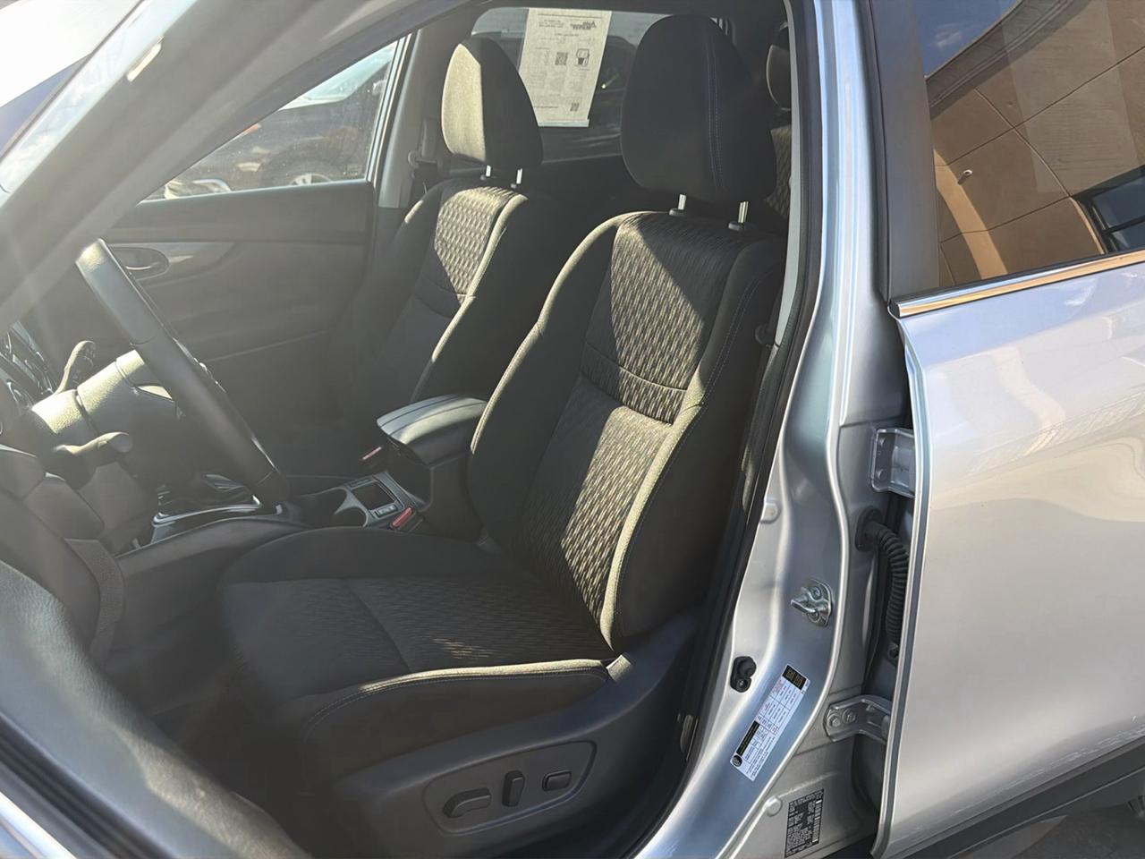 Nissan Rogue AWD SV 2020