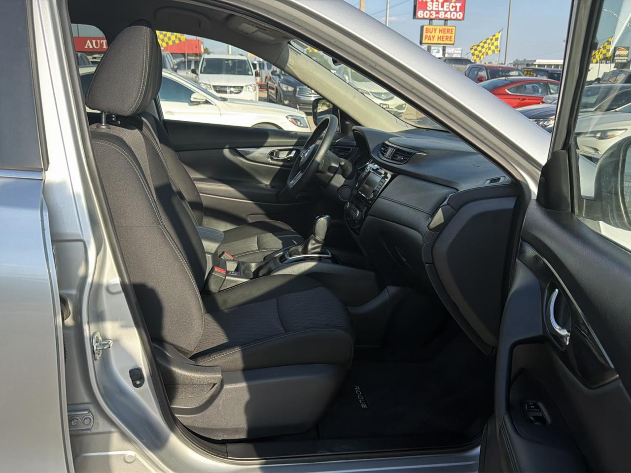 Nissan Rogue AWD SV 2020