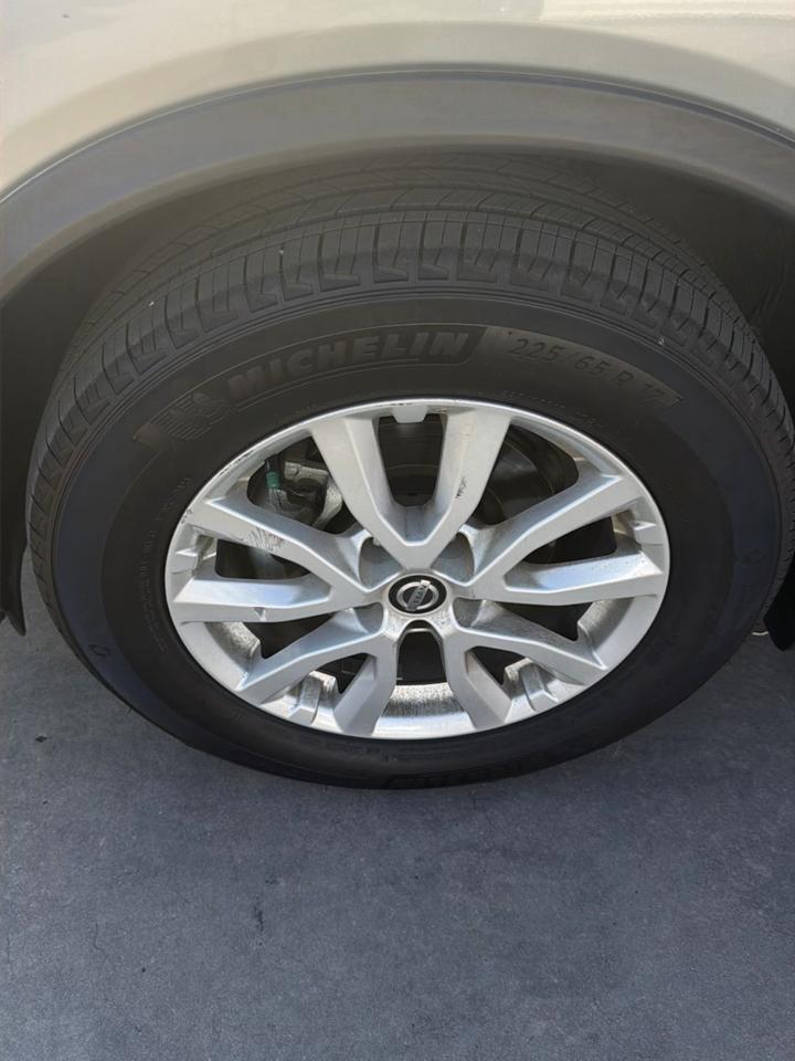 Nissan Rogue AWD SV 2020
