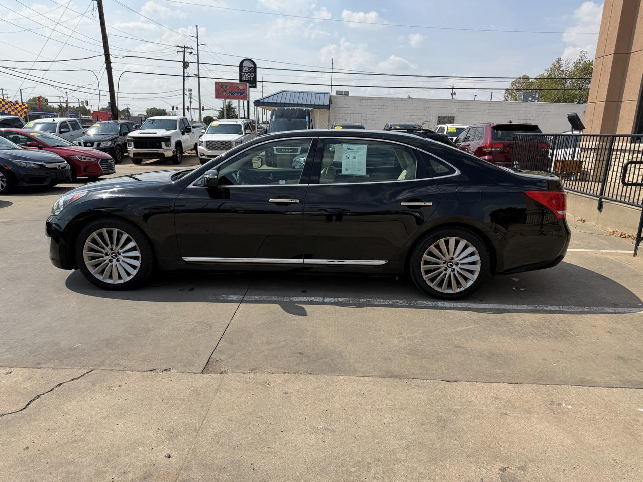 Hyundai Equus 4dr Sdn Signature 2016