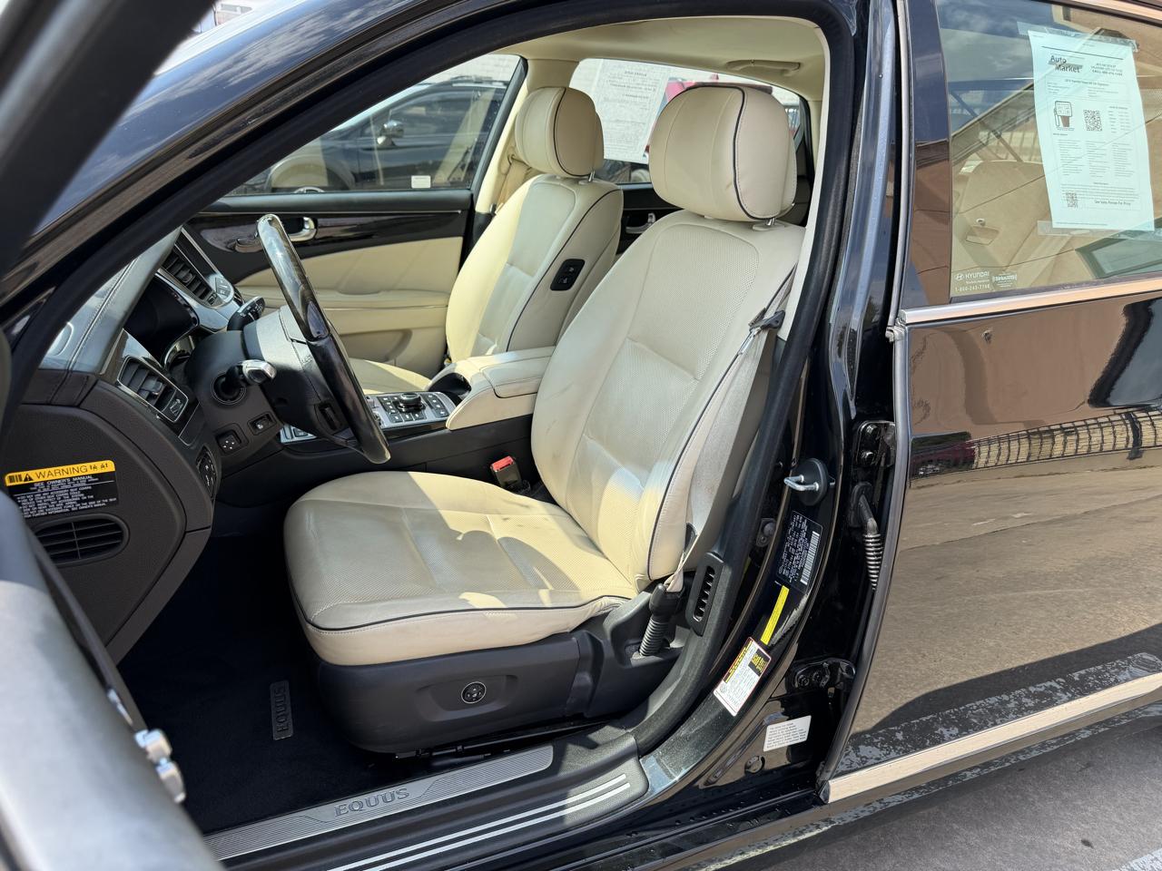 Hyundai Equus 4dr Sdn Signature 2016
