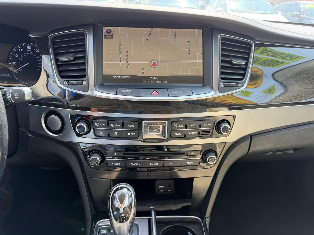 Hyundai Equus 4dr Sdn Signature 2016