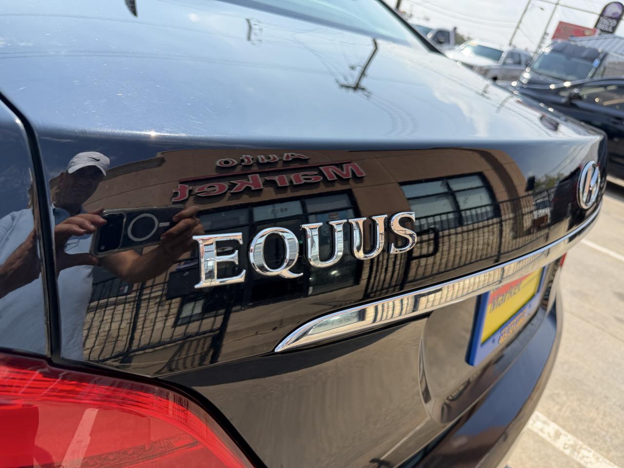 Hyundai Equus 4dr Sdn Signature 2016