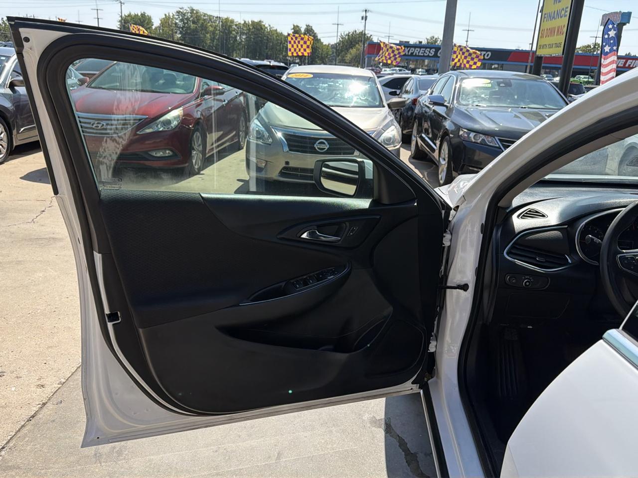 Chevrolet Malibu 4dr Sdn LT w/1LT 2019