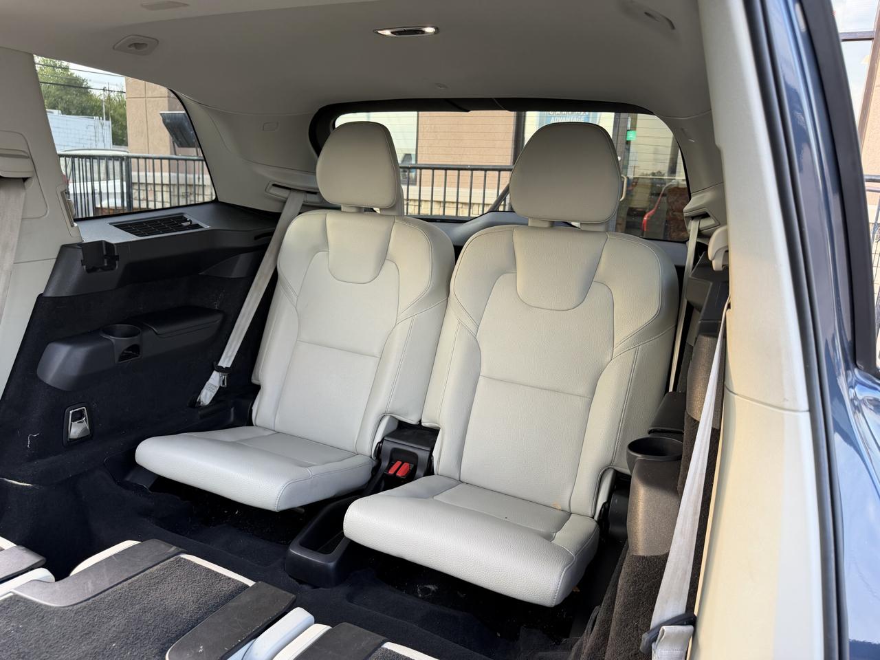 Volvo XC90 T6 AWD Momentum 7P 2021