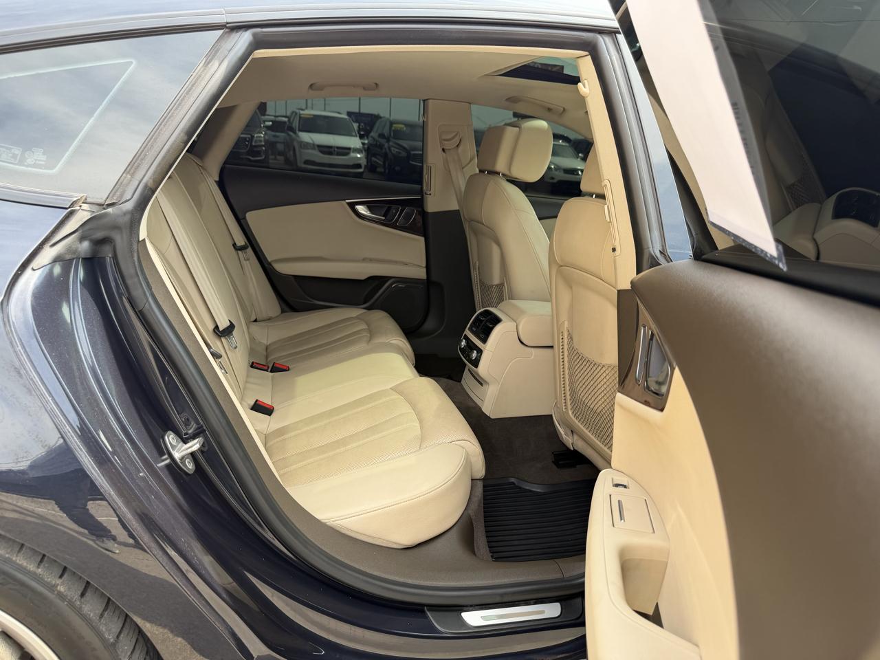 Audi A7 4dr HB quattro 3.0 Prestige 2016