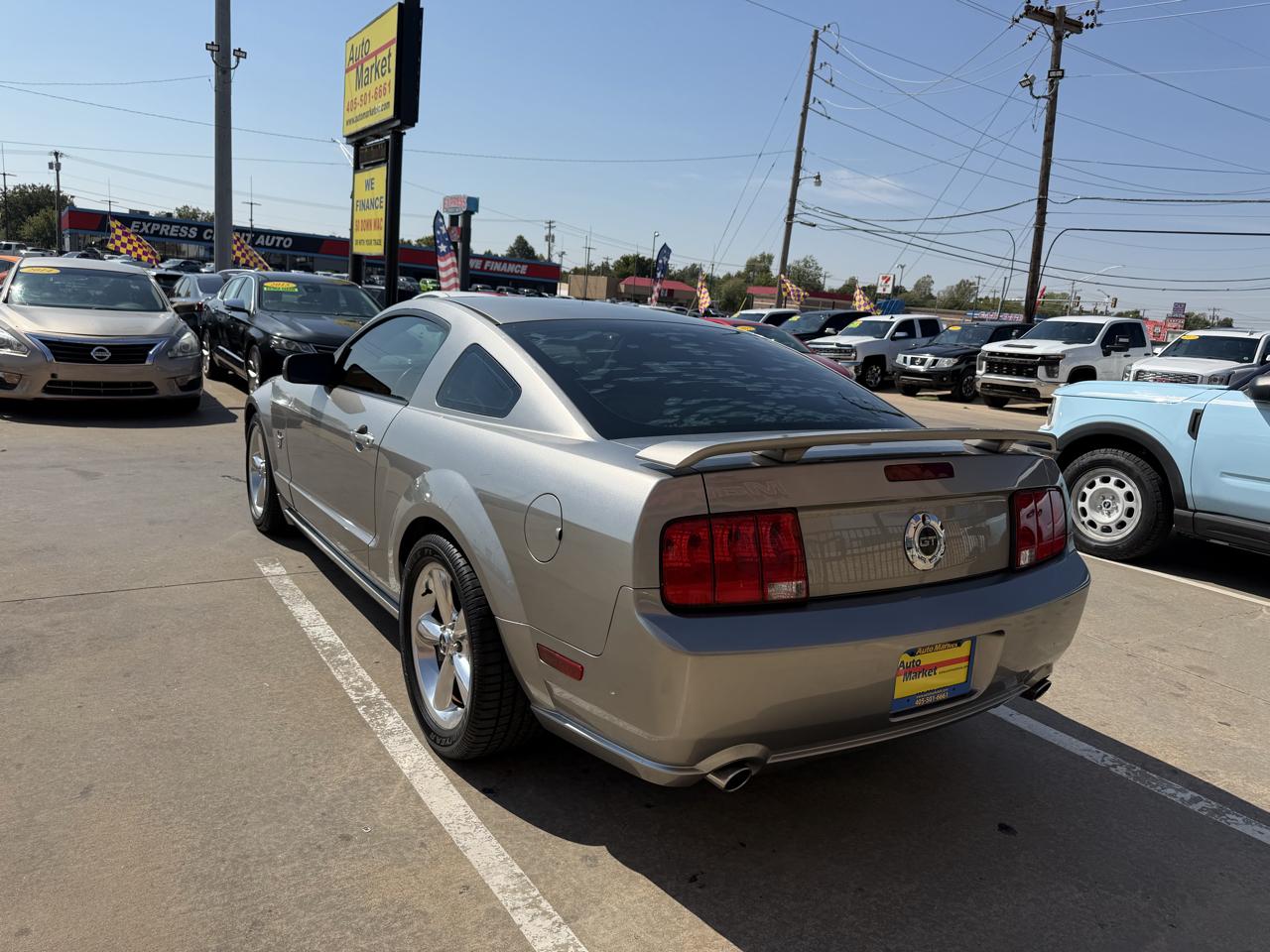 Ford Mustang 2dr Cpe GT 2009