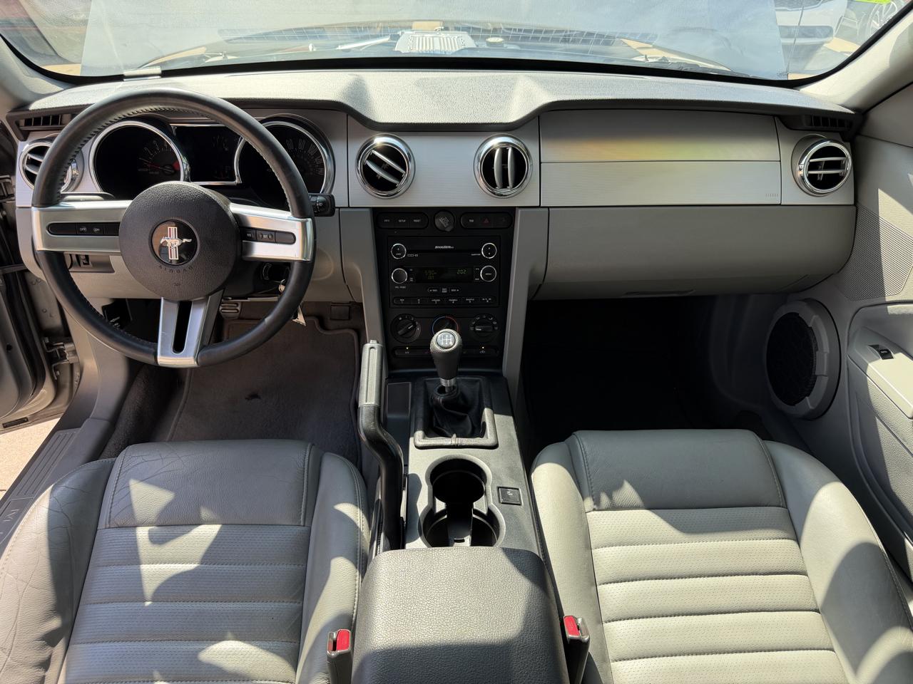 Ford Mustang 2dr Cpe GT 2009