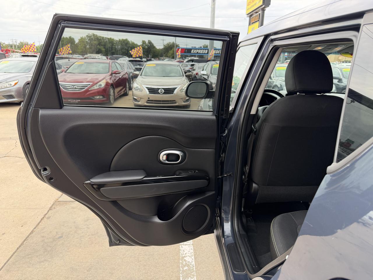 Kia Soul 5dr Wgn Auto + 2014