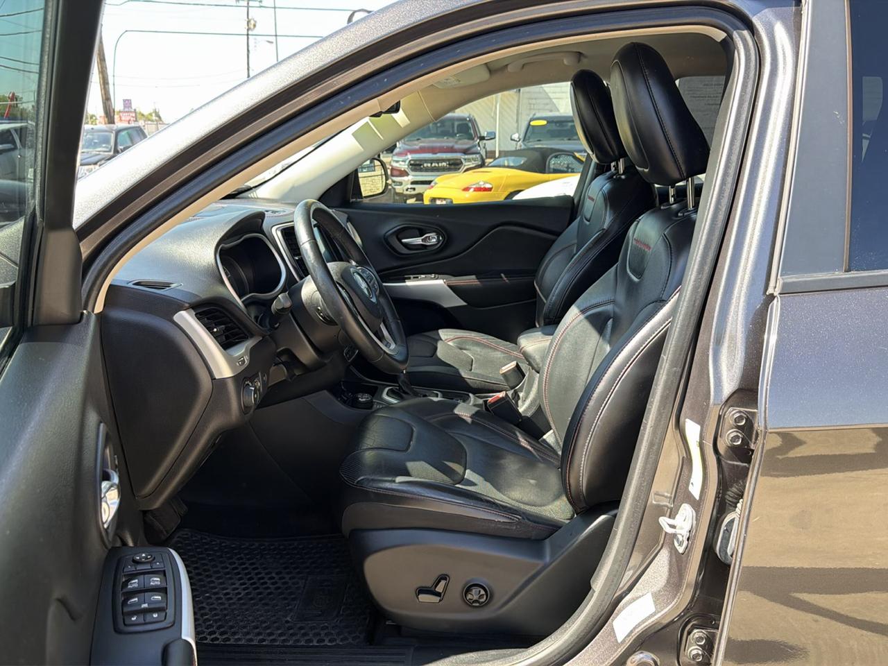 Jeep Cherokee Trailhawk L Plus 4x4 2017