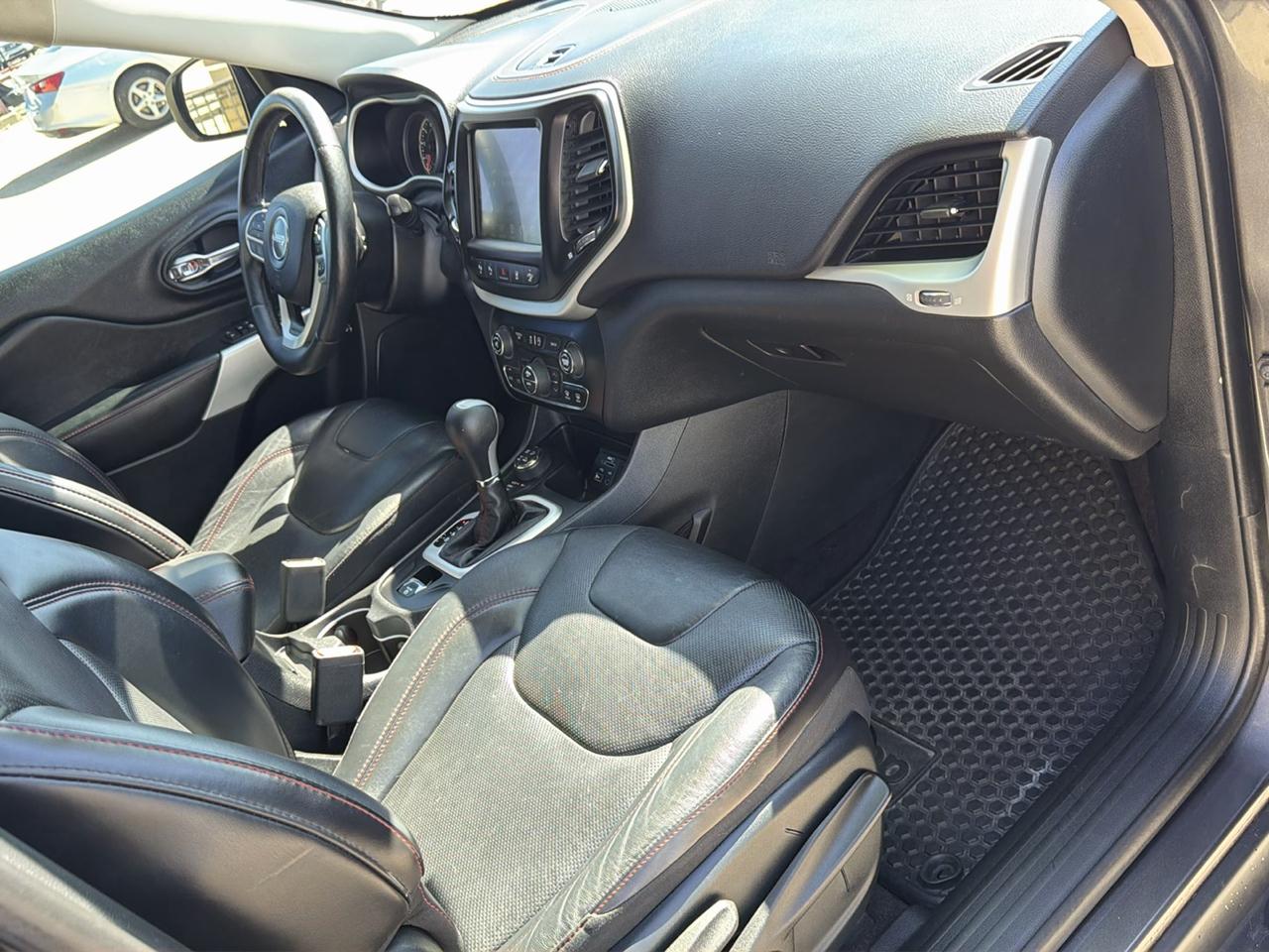 Jeep Cherokee Trailhawk L Plus 4x4 2017