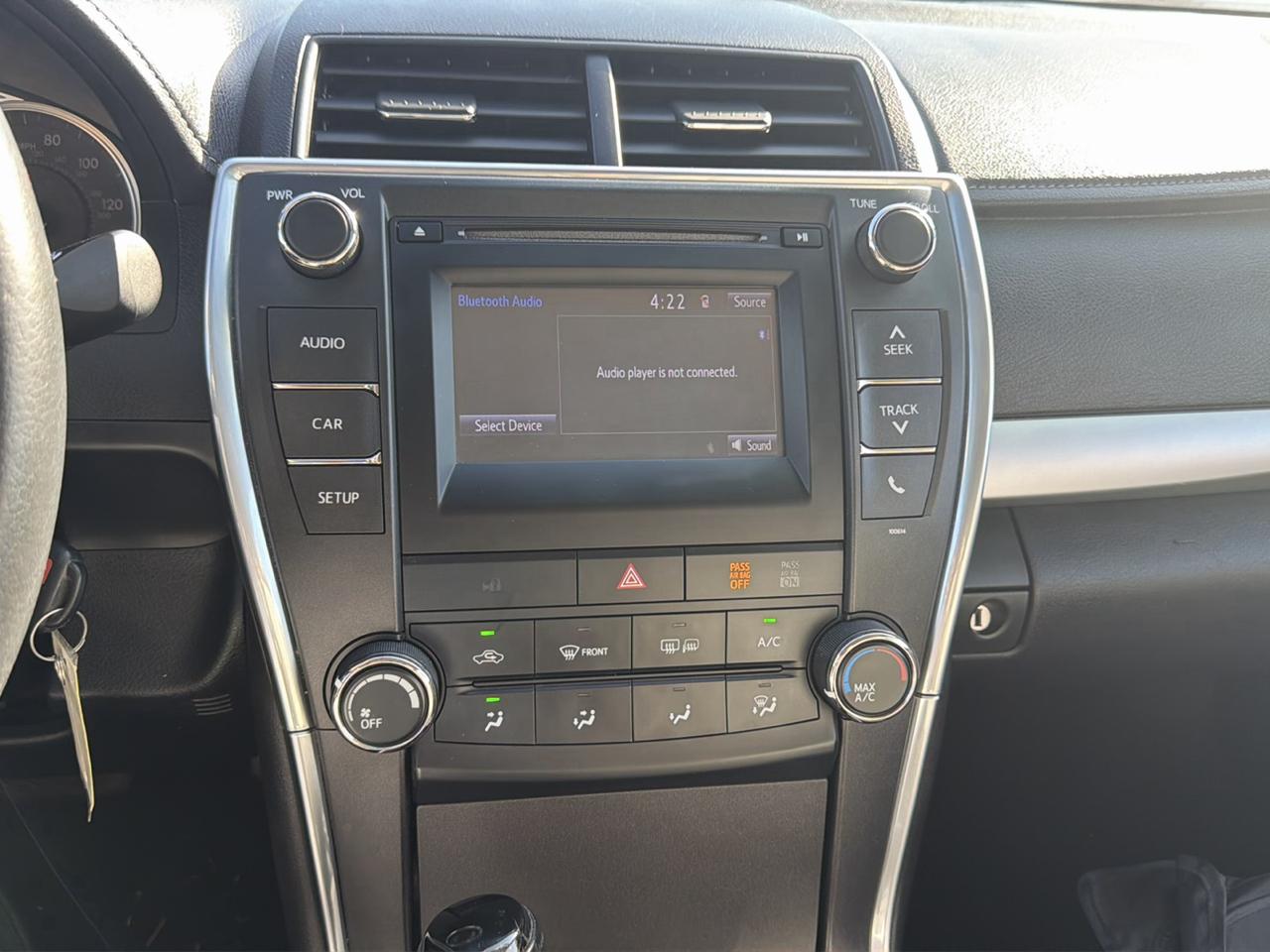 Toyota Camry XLE Auto (Natl) 2017