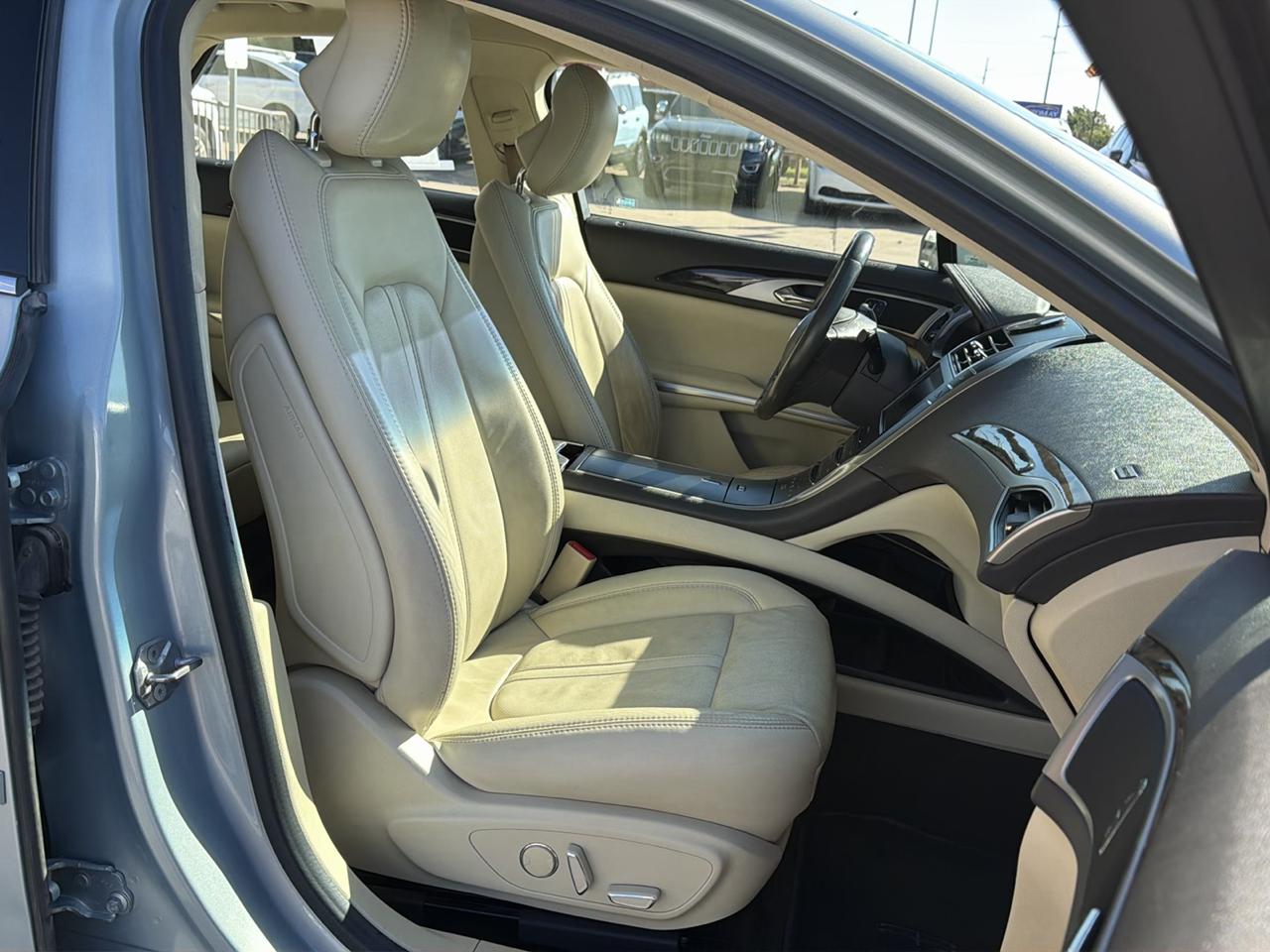 Lincoln MKZ 4dr Sdn Hybrid FWD 2014