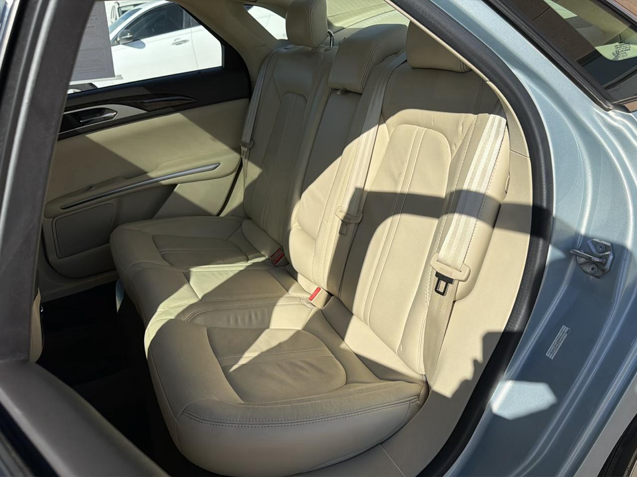 Lincoln MKZ 4dr Sdn Hybrid FWD 2014