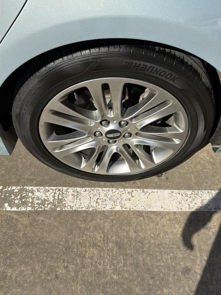 Lincoln MKZ 4dr Sdn Hybrid FWD 2014