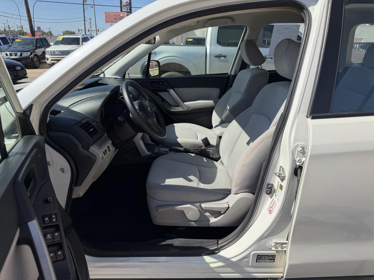 Subaru Forester 4dr Auto 2.5i PZEV 2014
