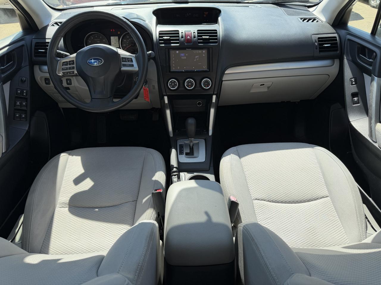 Subaru Forester 4dr Auto 2.5i PZEV 2014