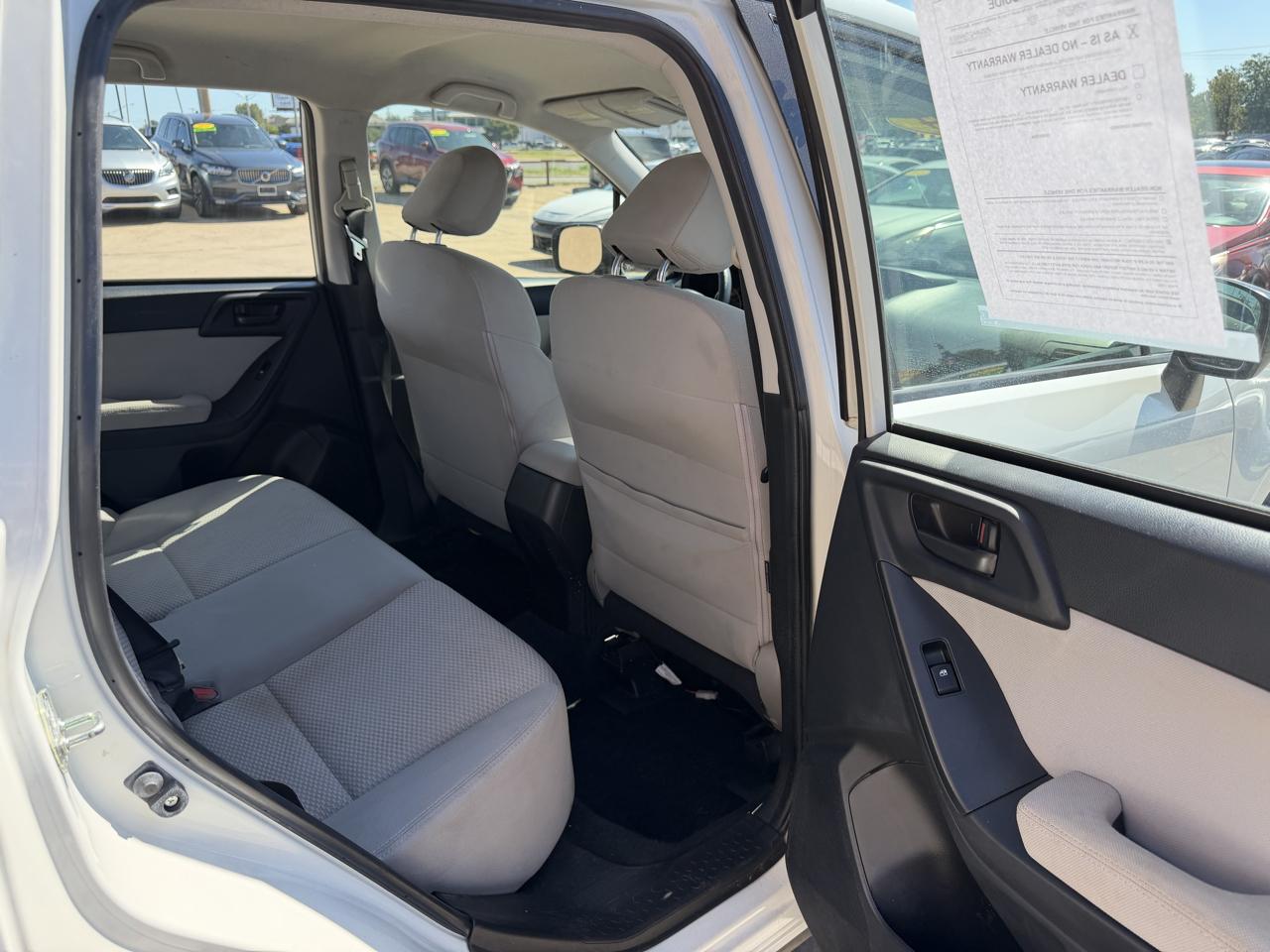 Subaru Forester 4dr Auto 2.5i PZEV 2014
