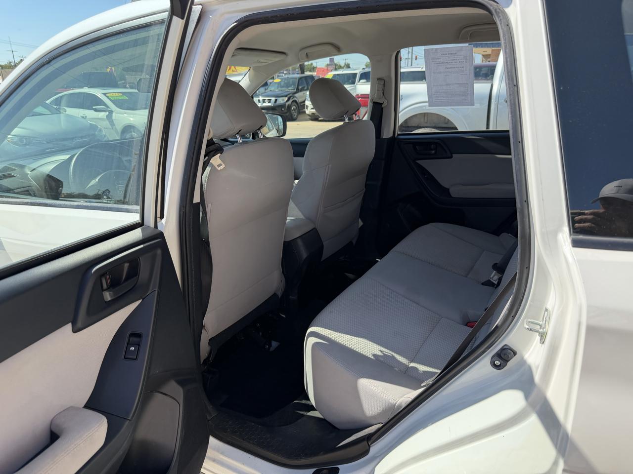 Subaru Forester 4dr Auto 2.5i PZEV 2014