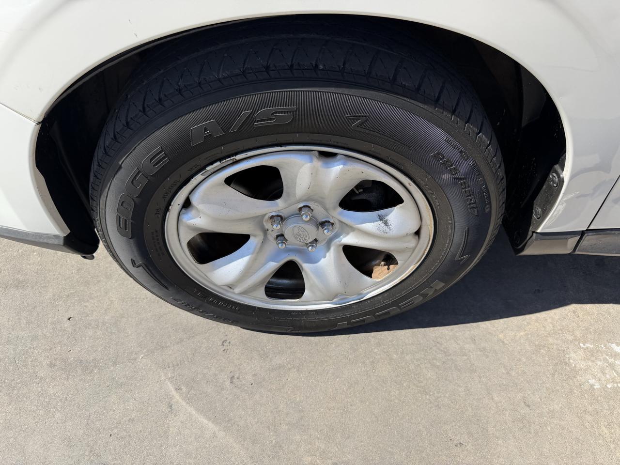 Subaru Forester 4dr Auto 2.5i PZEV 2014