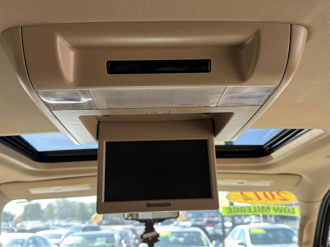Cadillac Escalade 2WD 4dr Luxury 2012