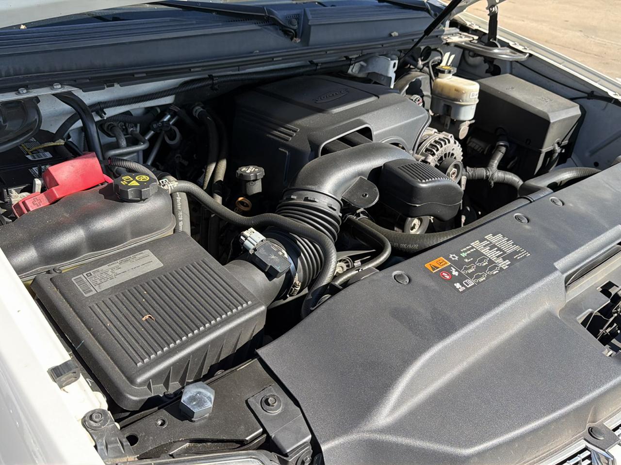 Cadillac Escalade 2WD 4dr Luxury 2012