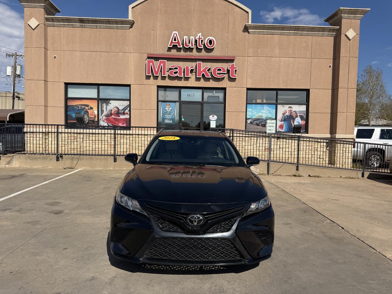 Toyota Camry XLE Auto (Natl) 2018