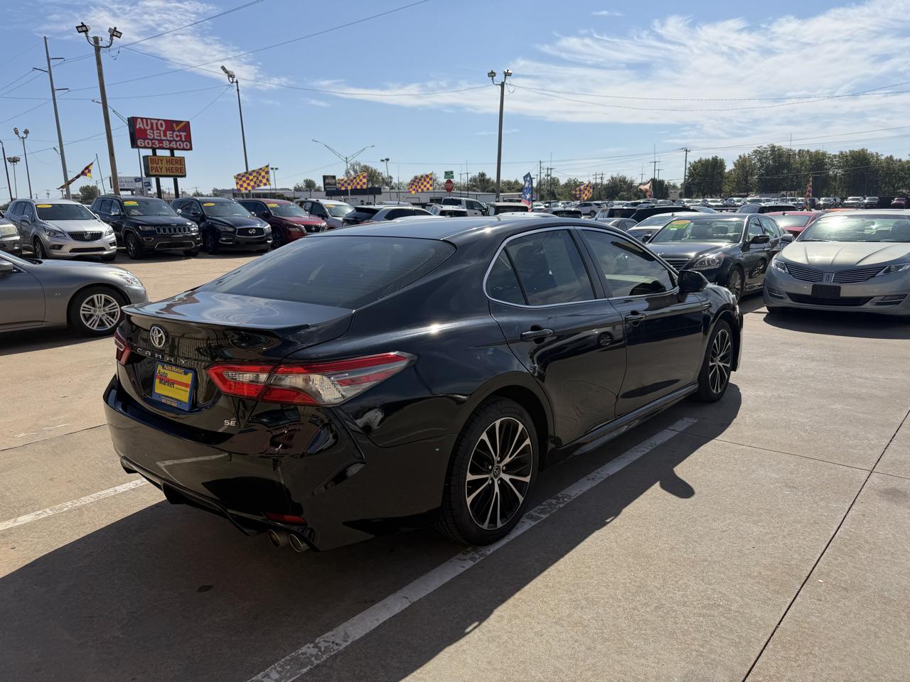 Toyota Camry XLE Auto (Natl) 2018