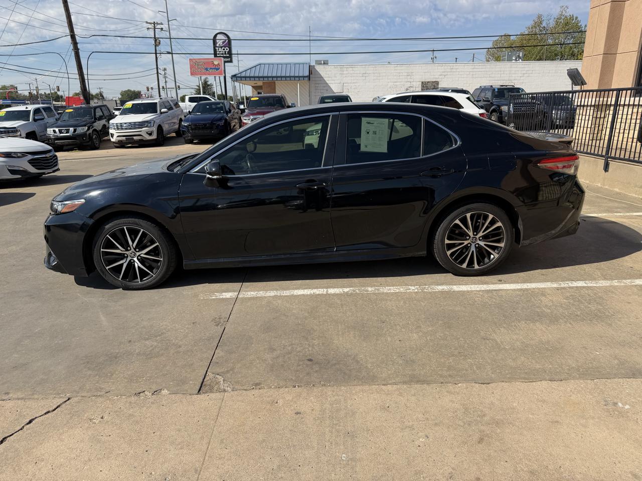 Toyota Camry XLE Auto (Natl) 2018