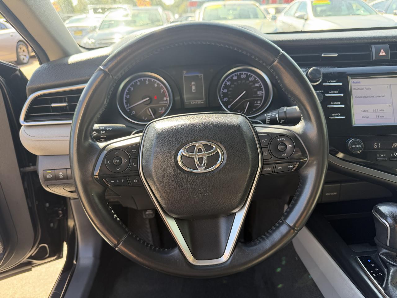 Toyota Camry XLE Auto (Natl) 2018