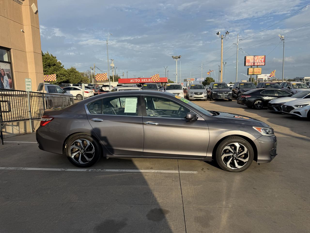 Honda Accord Sedan EX-L CVT w/Navi & Honda Sensing 2017