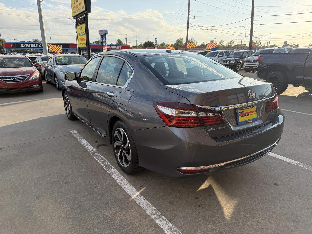Honda Accord Sedan EX-L CVT w/Navi & Honda Sensing 2017