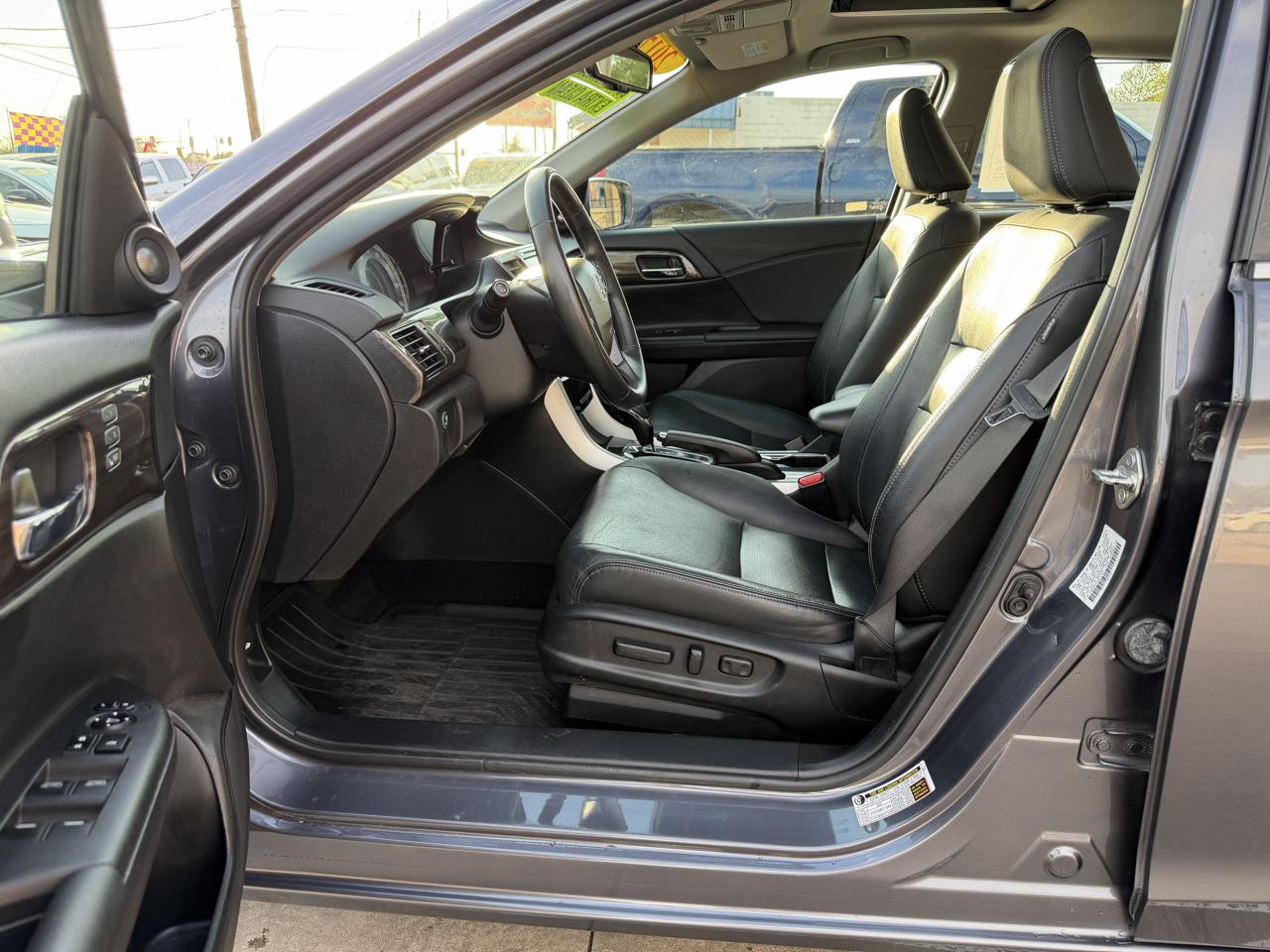 Honda Accord Sedan EX-L CVT w/Navi & Honda Sensing 2017