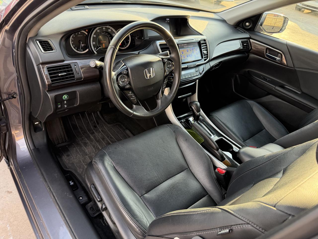 Honda Accord Sedan EX-L CVT w/Navi & Honda Sensing 2017