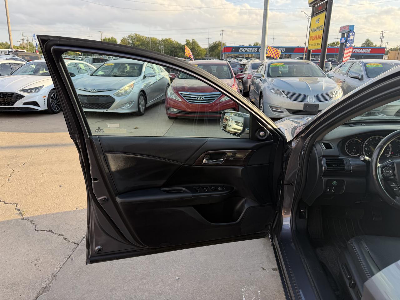 Honda Accord Sedan EX-L CVT w/Navi & Honda Sensing 2017