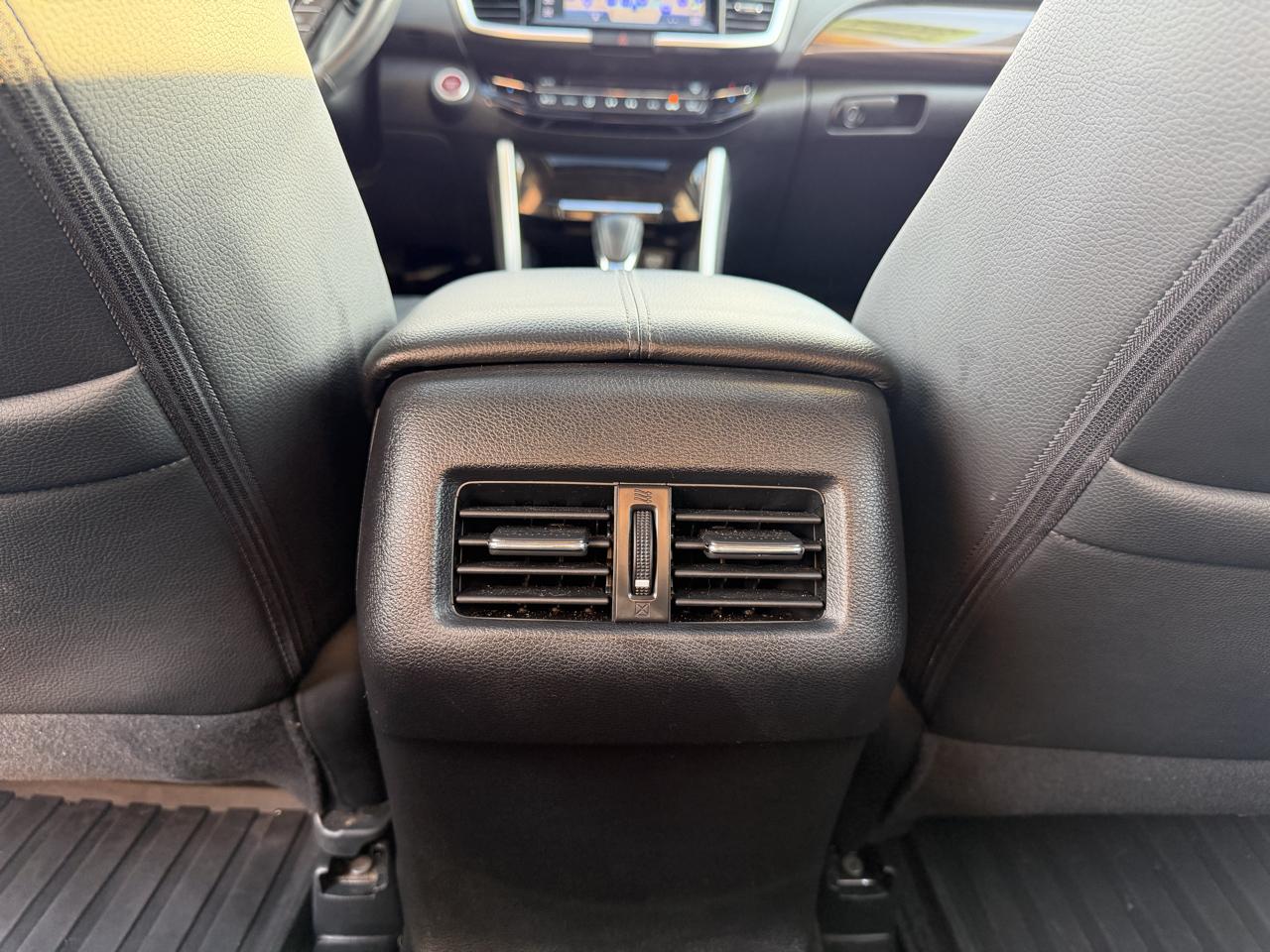 Honda Accord Sedan EX-L CVT w/Navi & Honda Sensing 2017