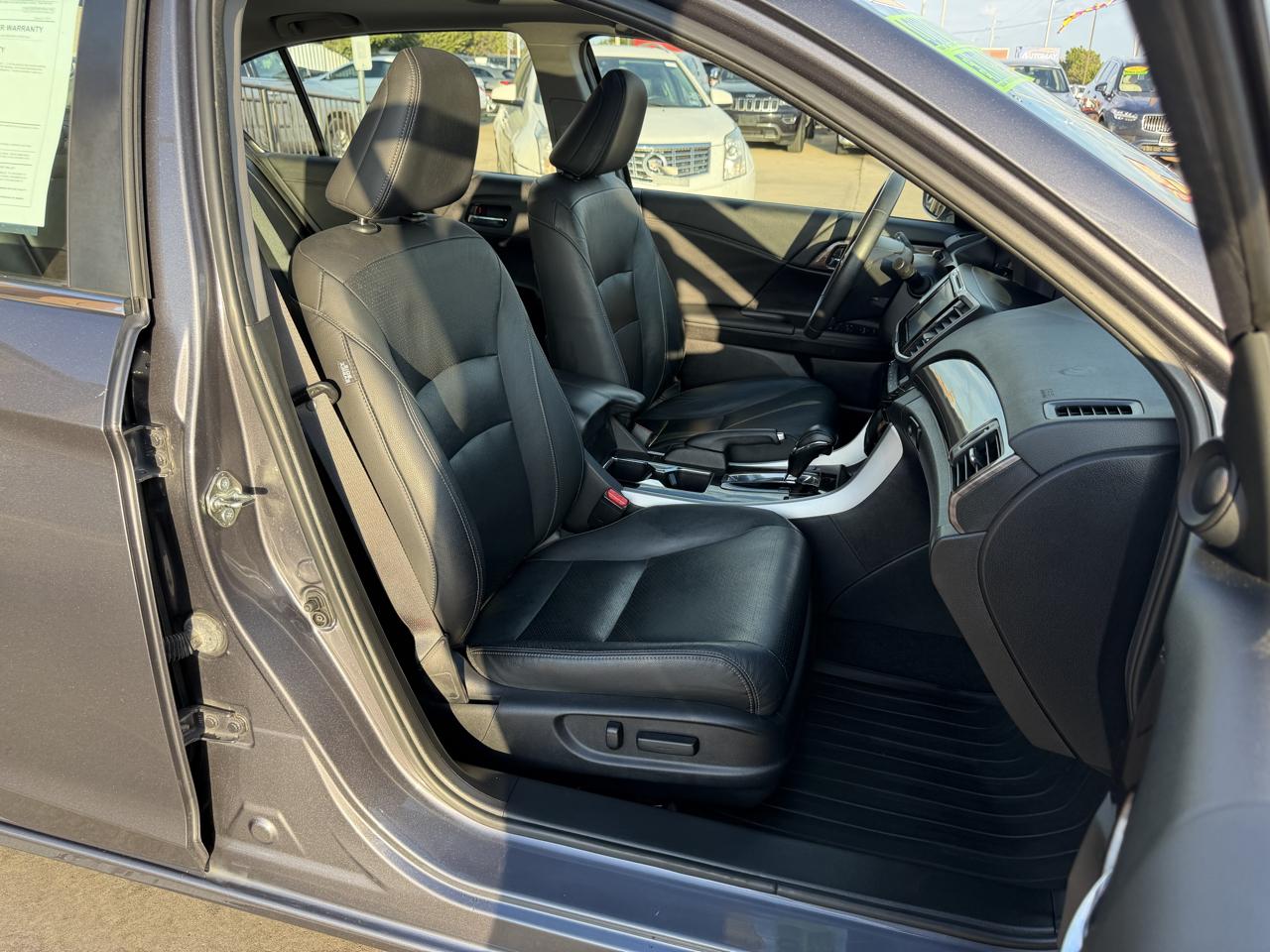 Honda Accord Sedan EX-L CVT w/Navi & Honda Sensing 2017