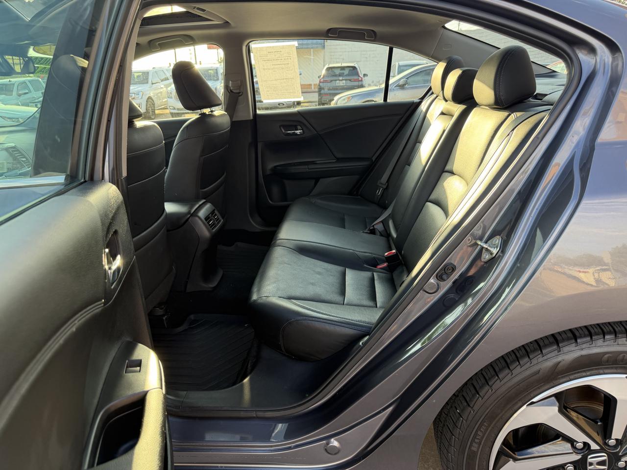Honda Accord Sedan EX-L CVT w/Navi & Honda Sensing 2017